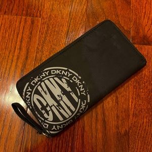 DKNY Nylon Zip Long Wallet